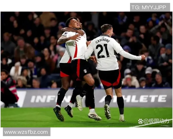 意甲激战：切尔西与曼城2比2平局逆转时刻引发全场狂欢